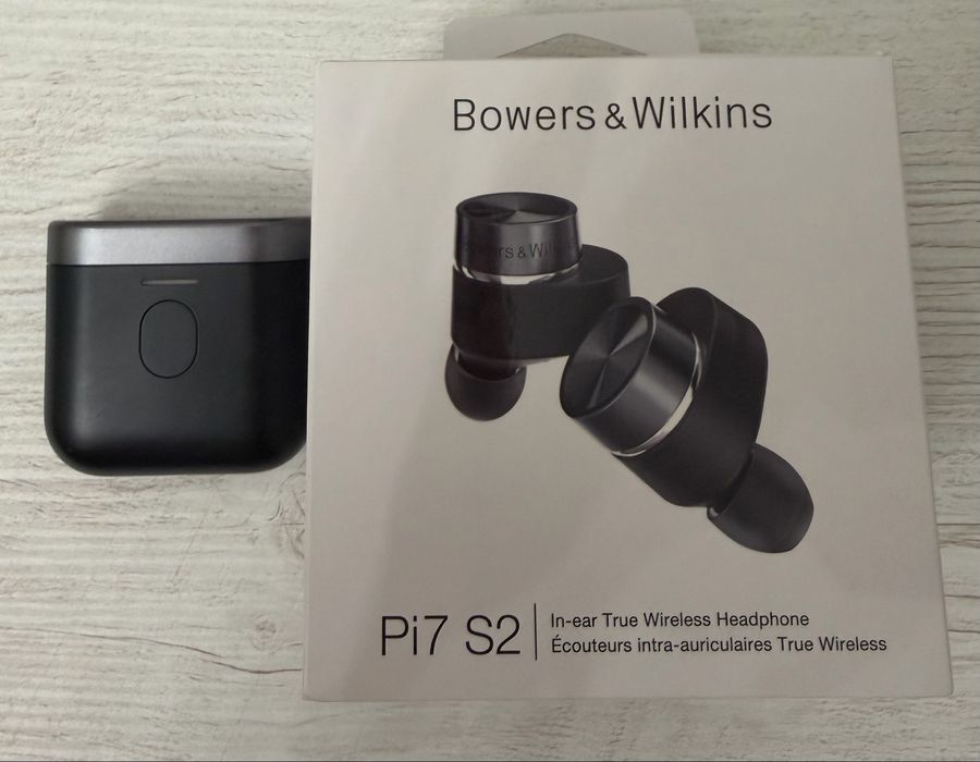 Беспроводные наушники B&W Pi7 S2 (Великобритания)