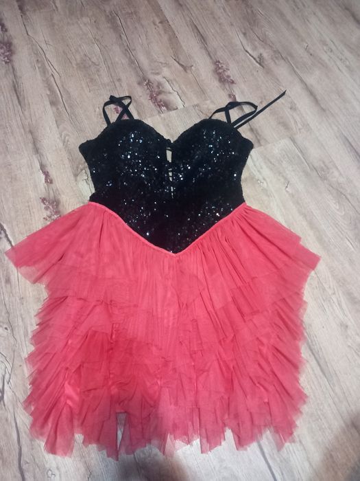 Rochiță superba cu paiete noua