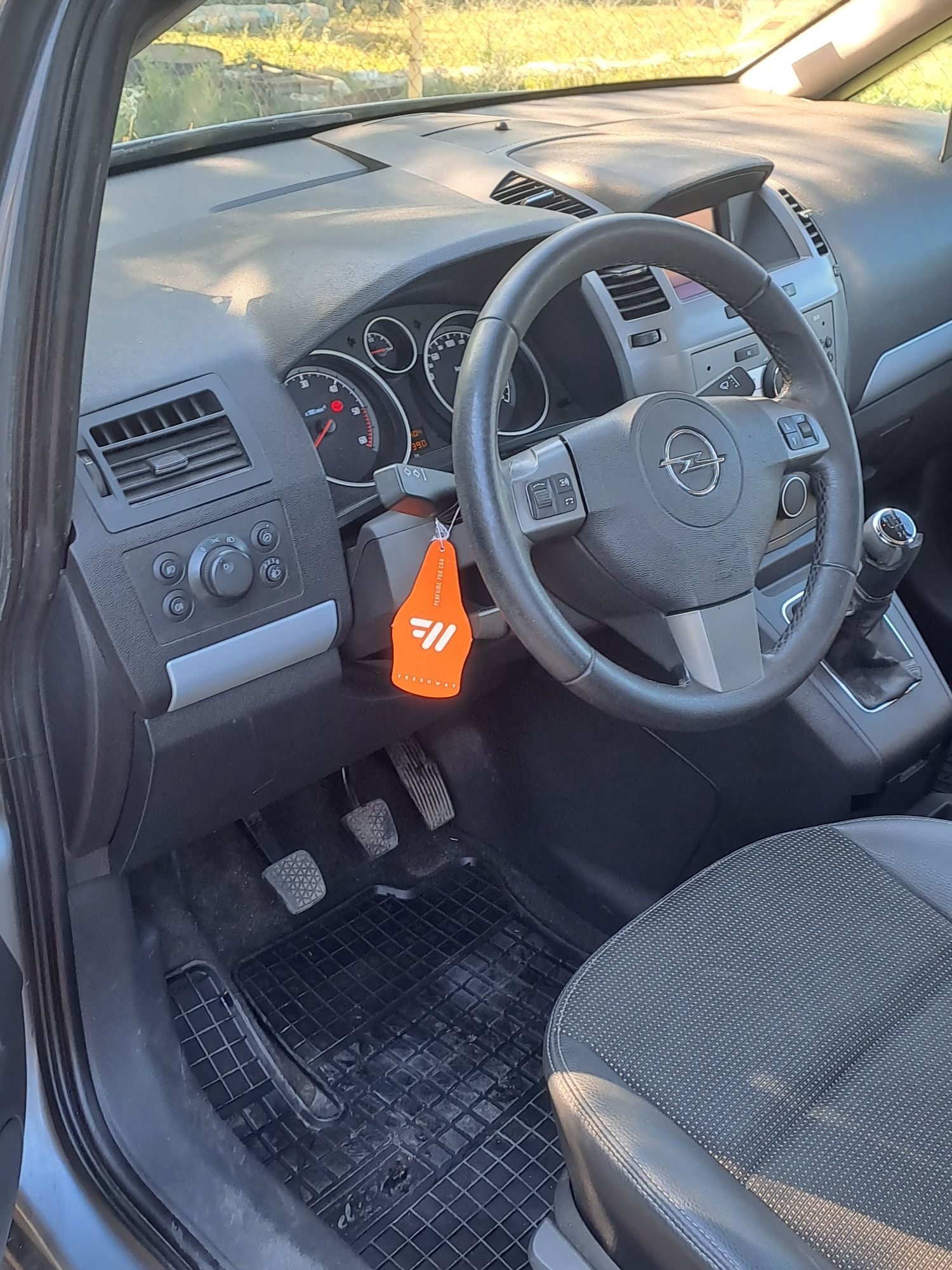 Опел Зафира Opel