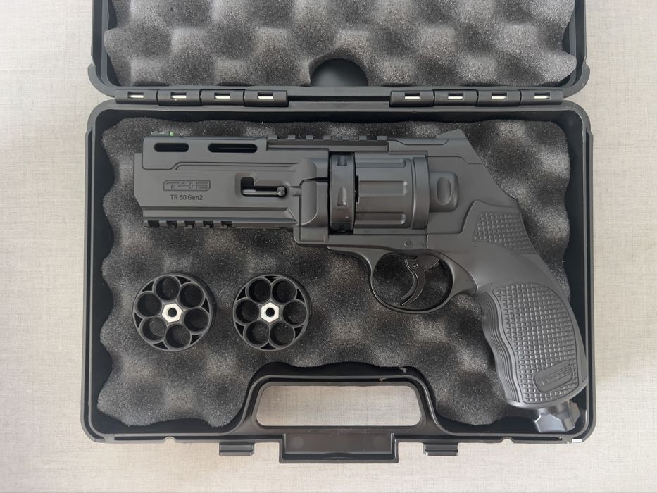 Vand pistol umarex URGENT! modificat 20j