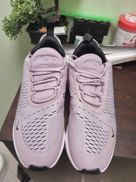 Дамски маратонки Nike