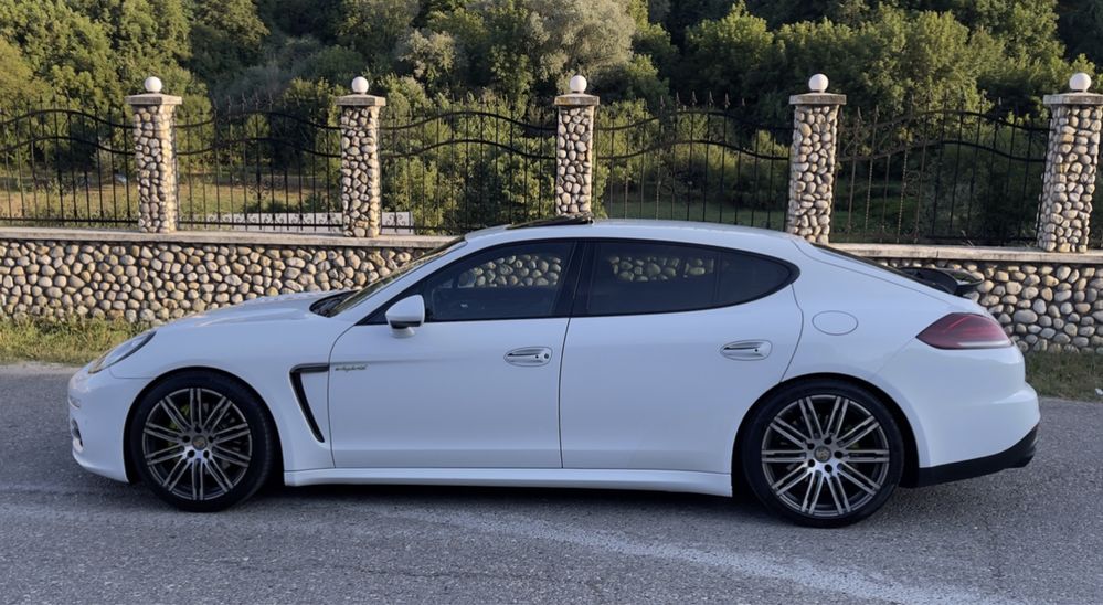 Porsche Panamera S e-hybrid