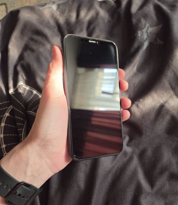 iphone xr 128 акб 77