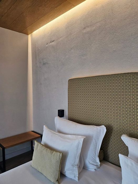 Дава се под наем Тристаен апартамент в София, Център - 90 кв.м за 375000 € - Снимка #2