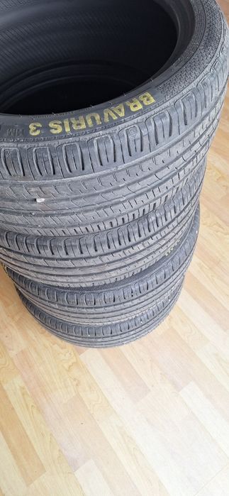 Cauciucuri 2 bucăți 205/55/16 dot 2019 și 4 bucăți 215/45/17 dot 2017