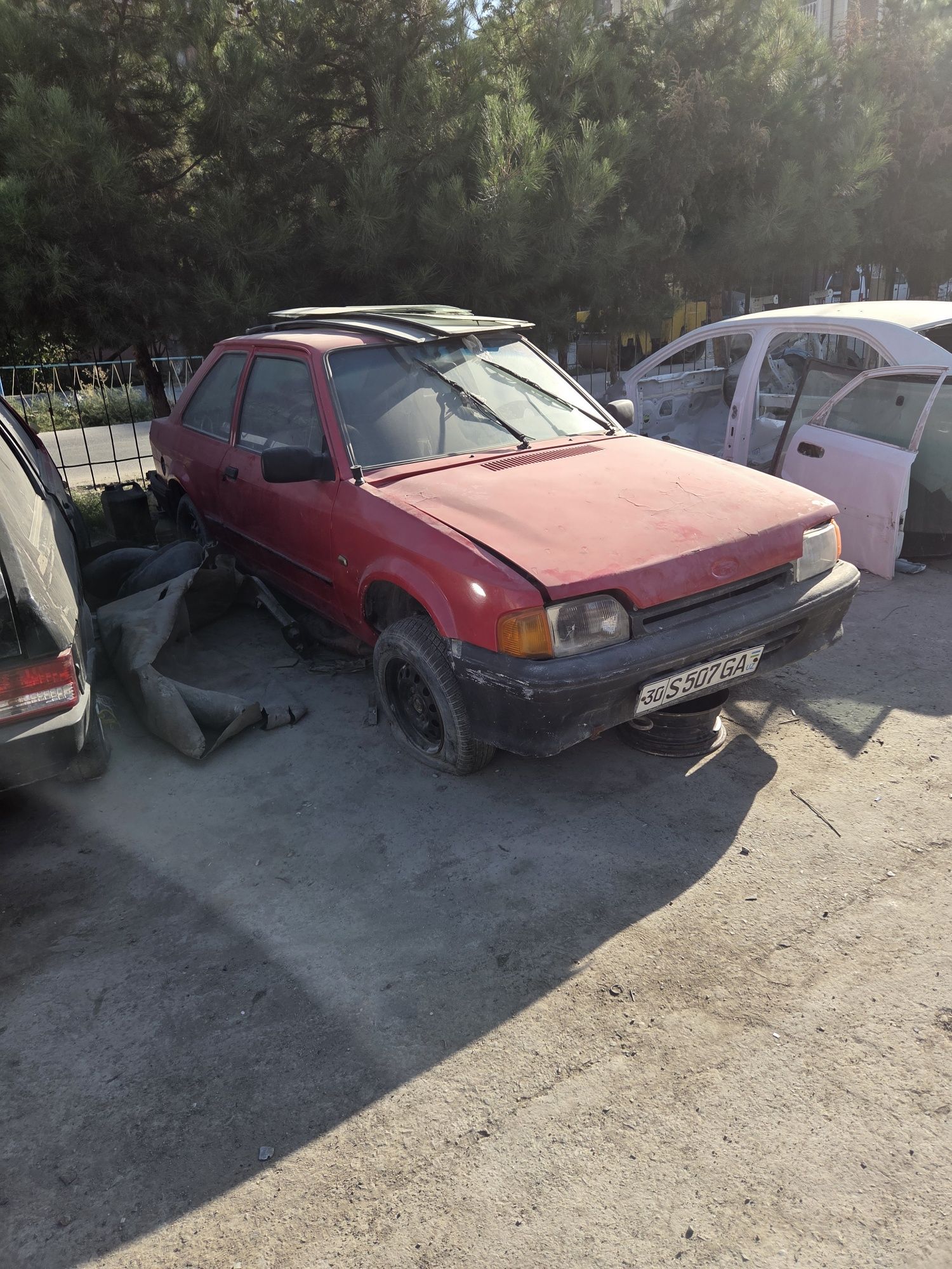 Продам Ford Escort
