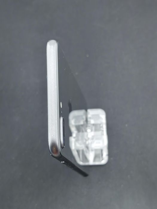 Apple iPhone 8 Plus 64 GB-pou590