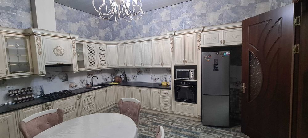 Продаётся шикарный двухэтажный дом!