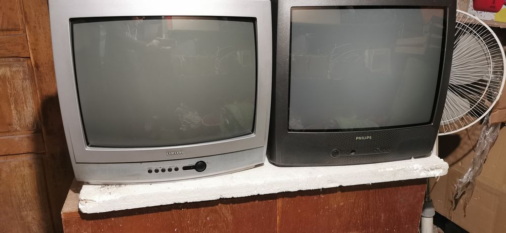 Televizoare color cu tub  Philips si Samsung