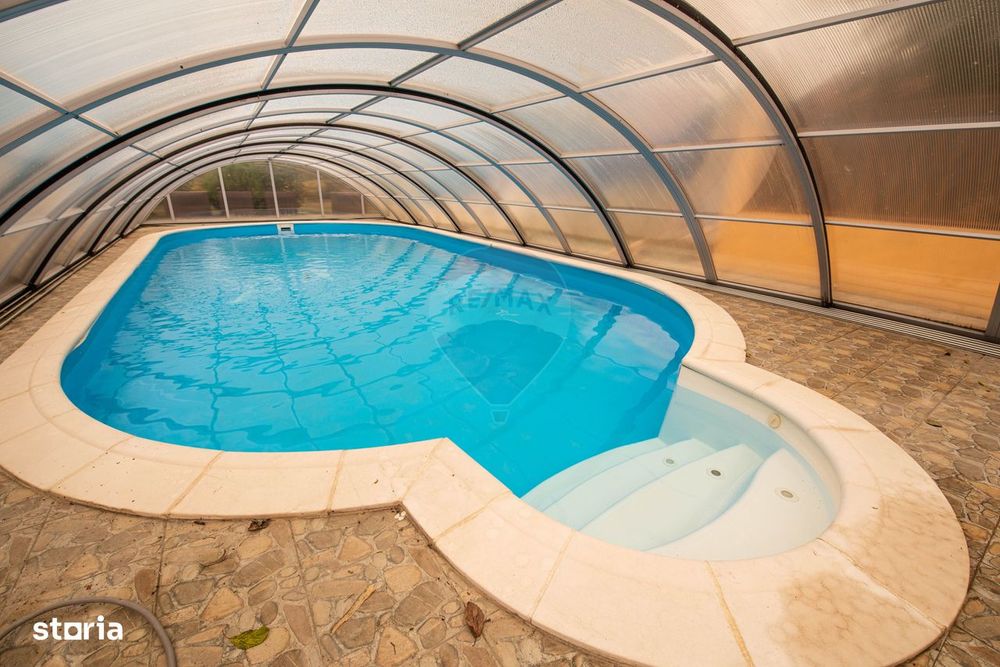 Casa vila de vanzare 6 camere, 240 mp, curte 1000 mp, Calarasi