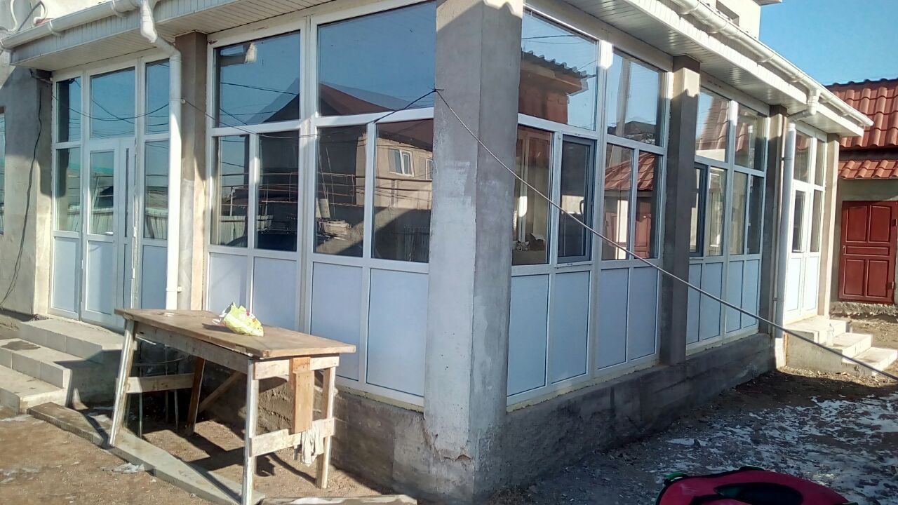 Пластиковые окна двери витражи входные группы  ремонт окон на заказ