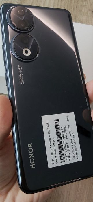 Honor 90  запазен