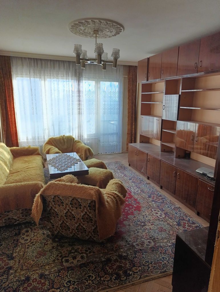 Продава се Тристаен апартамент в Варна, Младост 1 - 82 кв.м за 1696 €/кв.м - Снимка #1