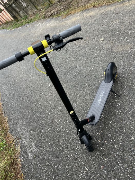 Vând trotineta Lexgo R9X Pro