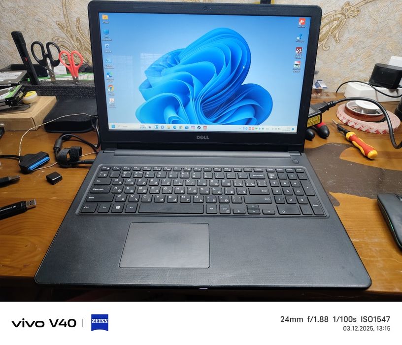 Ноутбук: DELL Core i3 -6006U