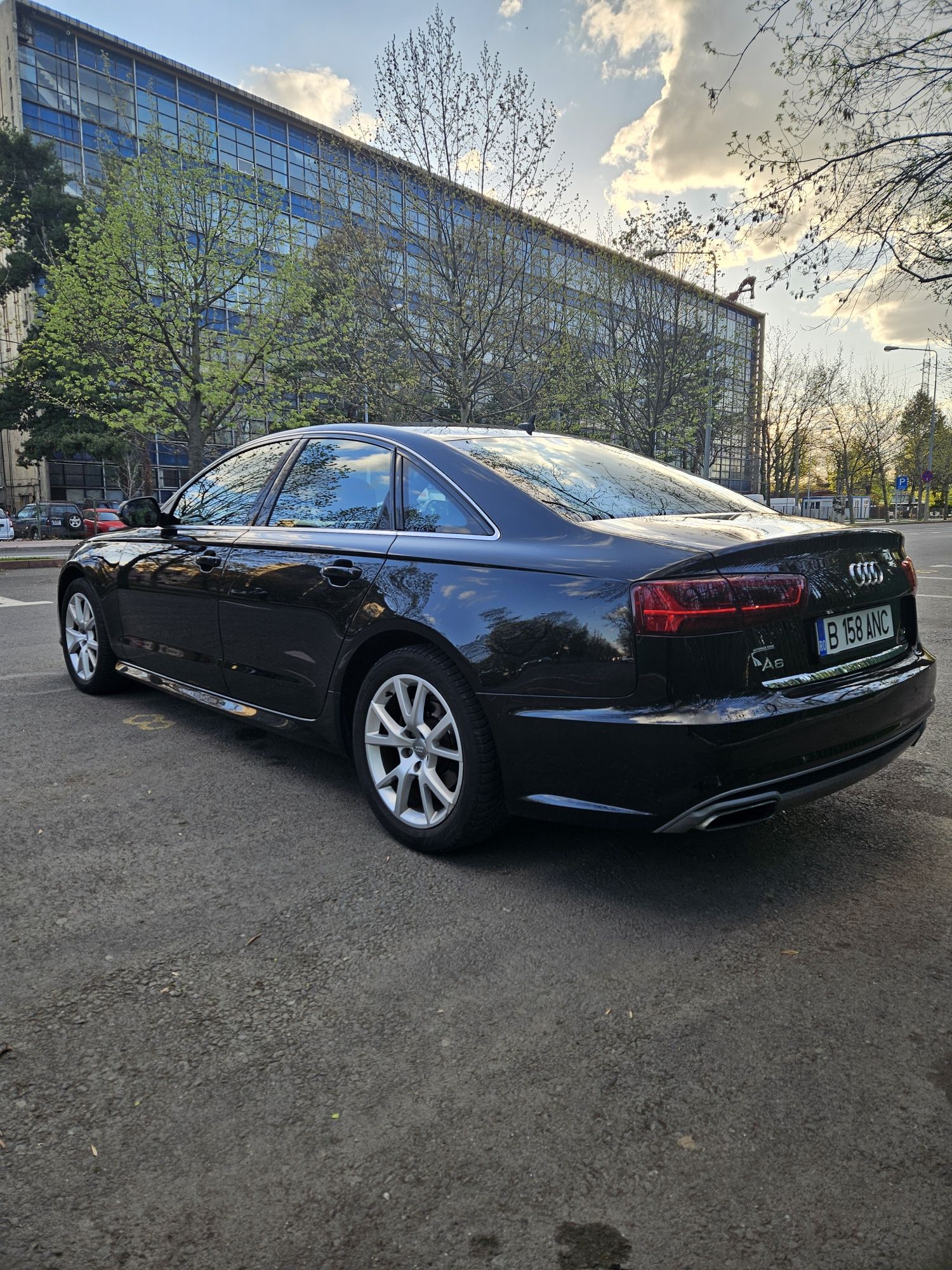 Audi A6 2.0 Tdi ULTRA S-line