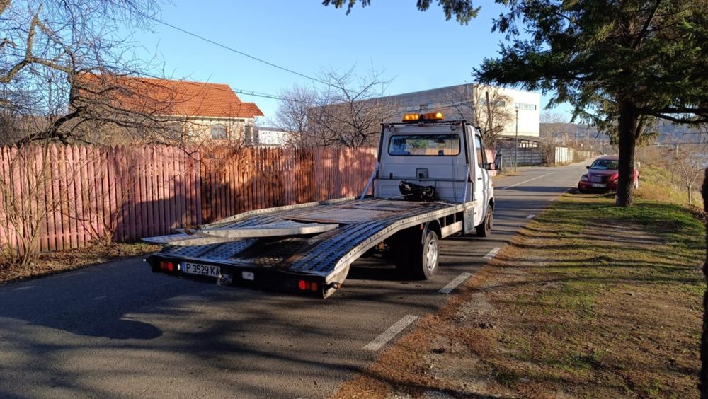 Autoplatforma Mercedes sprinter 416