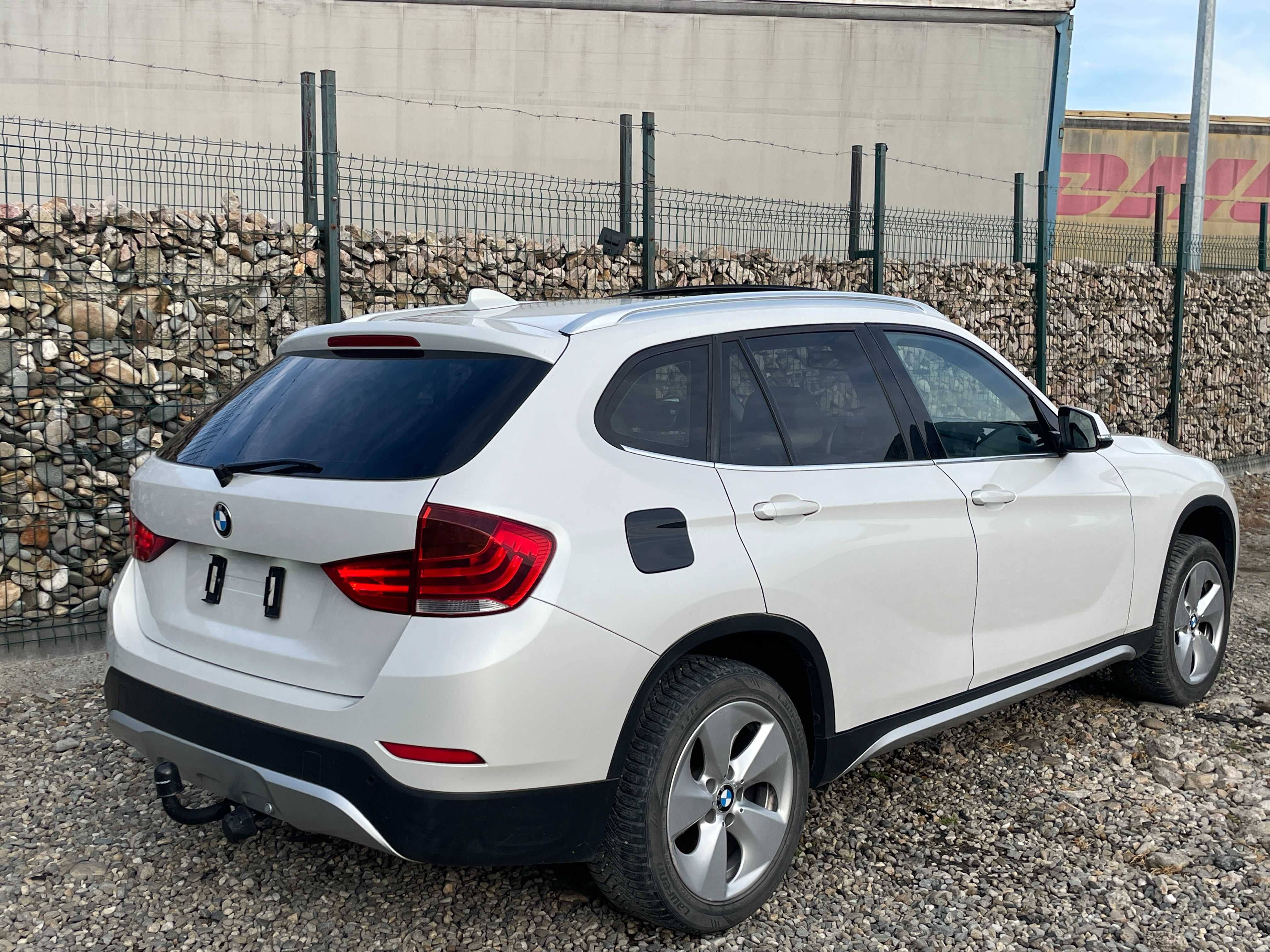 Bmw X1 E84 LCI xLine/pano/xenon/piele/carlig/keyless - motor DEFECT