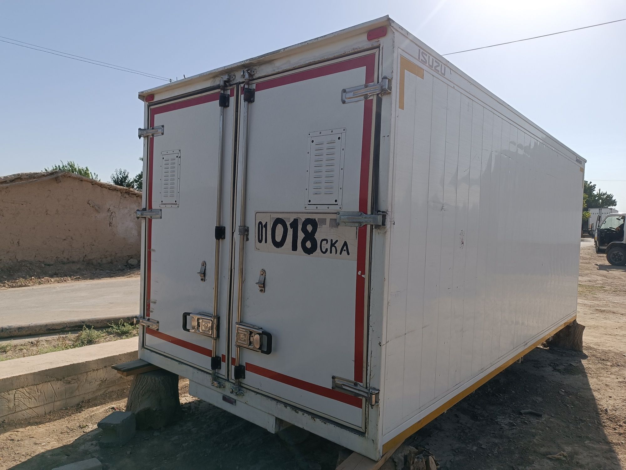 Isuzu bort 2017 yil