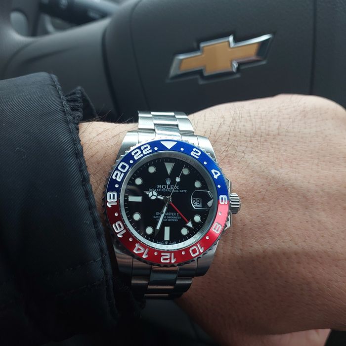 Soat sotiladi modeli  Rolex pepsi  yaponiskiy mexanizm