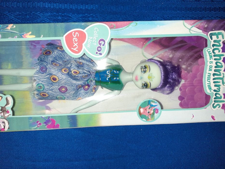 Papusa Enchantimals