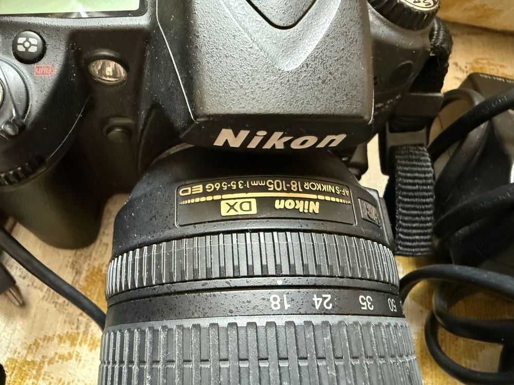 Nikon D90 + обектив