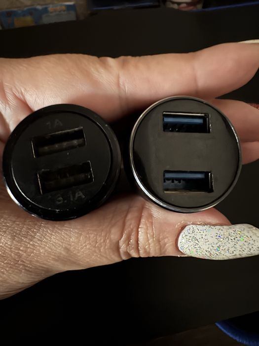 ЦЕНА ЗА ДВЕ! Быстрая зарядка для телефона в прикуриватель автомобиля.