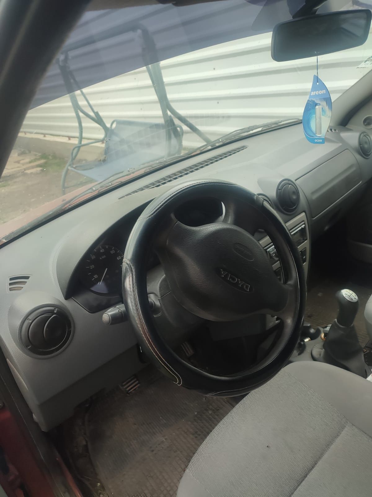 Vand dacia logan
