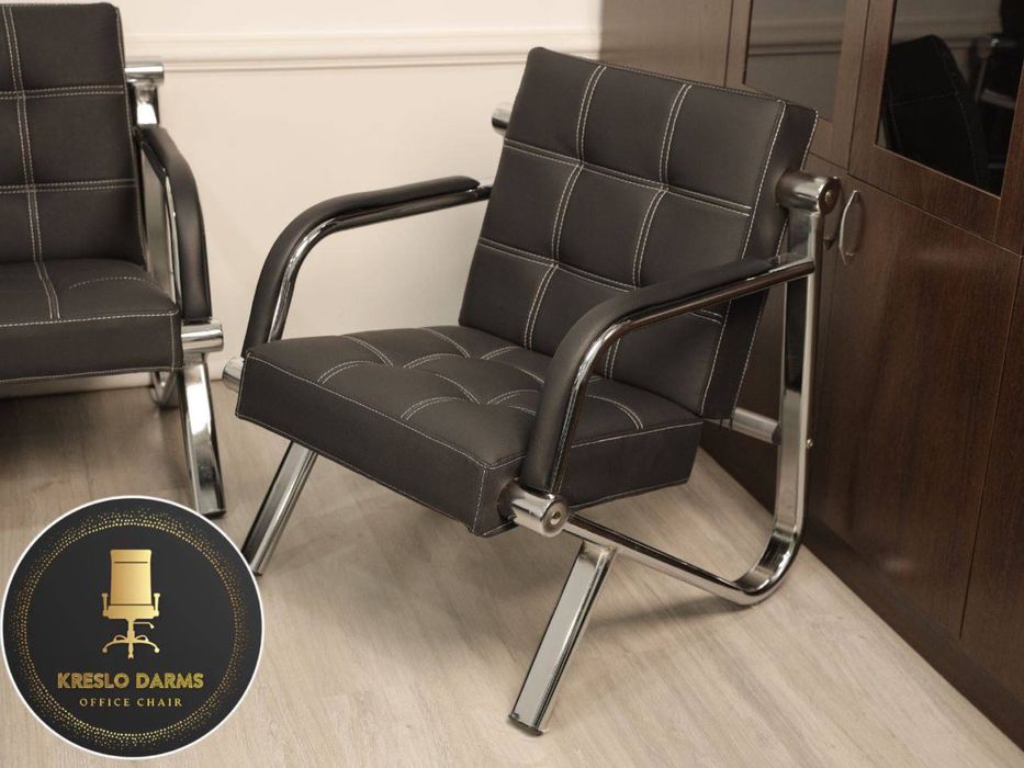 Комплект диван есть гарантия и есть доставка