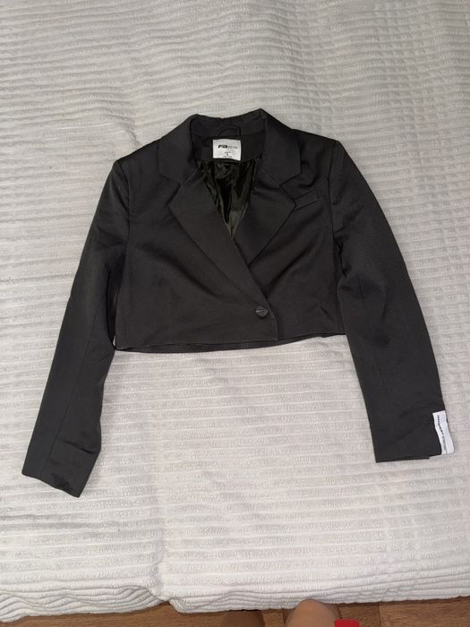 Укороченный пиджак графитного цвета, размер L/стандарт