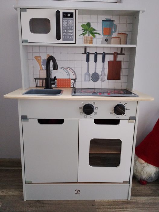 Дървена детска кухня