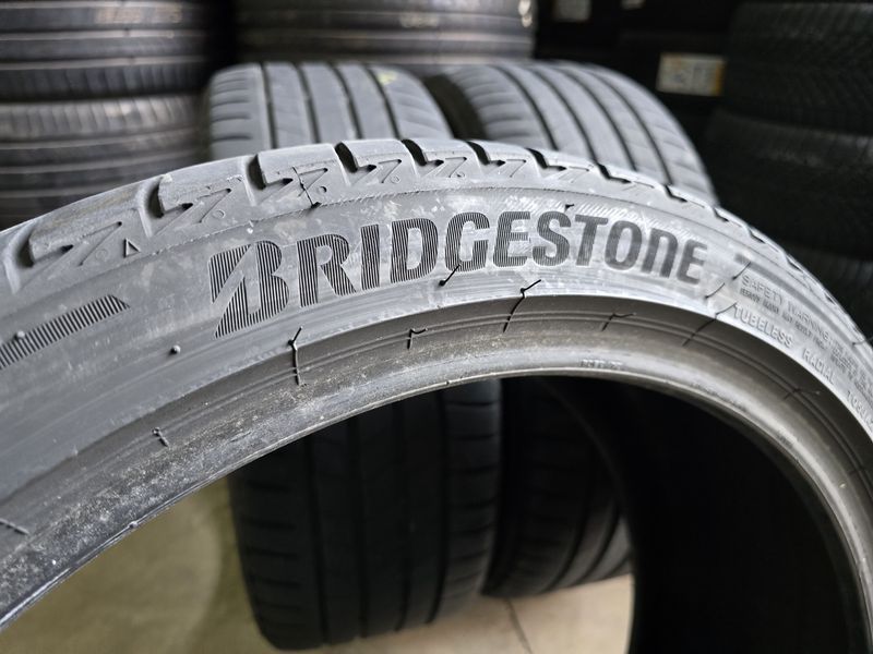 235/40/20 BRIDGESTONE 4бр