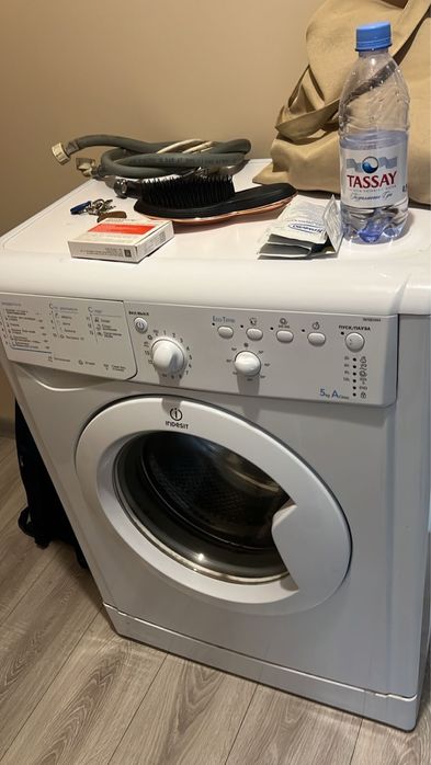 Indesit стиральная машинка