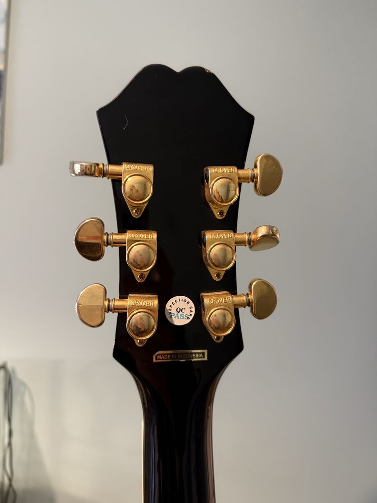 Epiphone EJ-200 Акустична китара