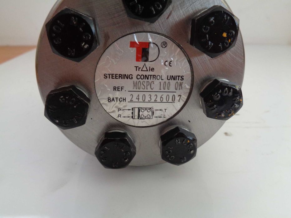 Danfoss directie tractoare-stivuitoare - OFERTA LUNAR DANFUS OSPC100ON