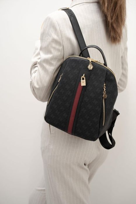 НОВО! ЛИКВИДАЦИЯ! Дамска раница „Сияна“ в черно и бордо