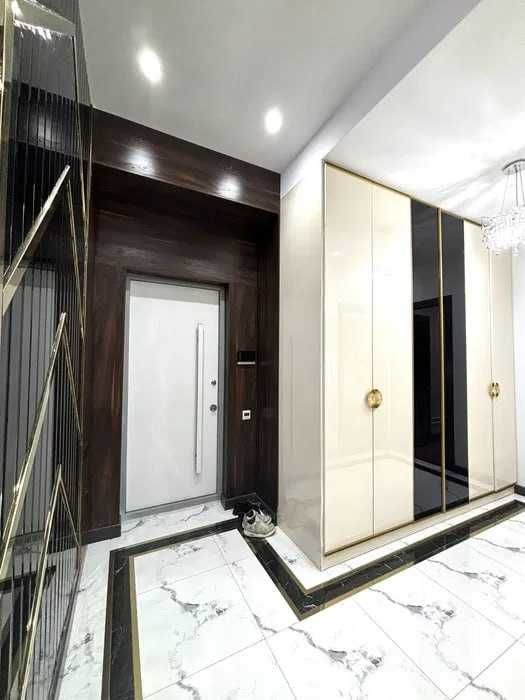 ЖК "Мухташам" Ц4 метро Минор Алайский рынок ресторан "TRATTORIA A"