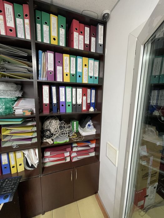 шкаф офисный качественный