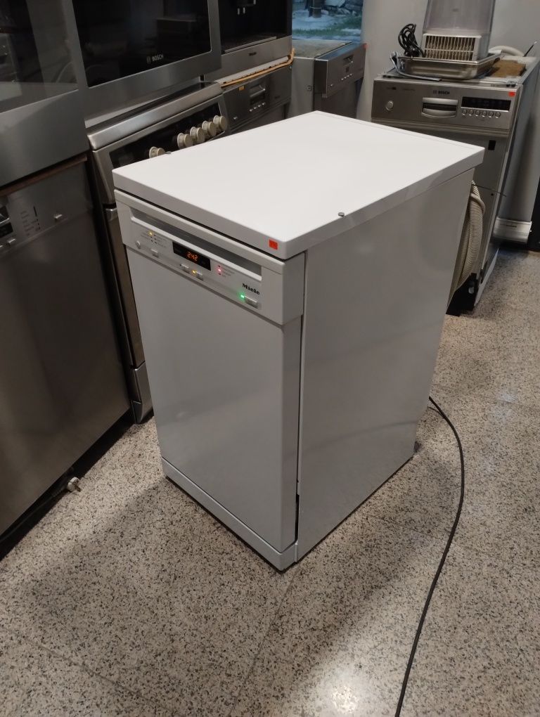 Съдомиялна MIELE 45 см.Свободностояща