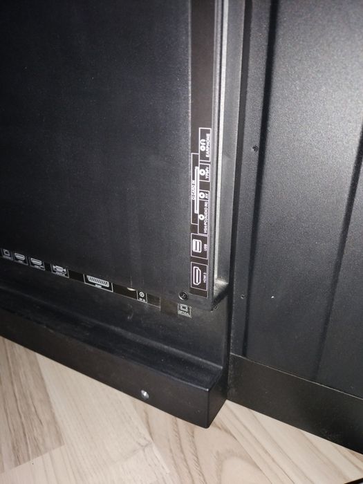 Tv Sharp aquos 140 cm + Google chromecast hdmi