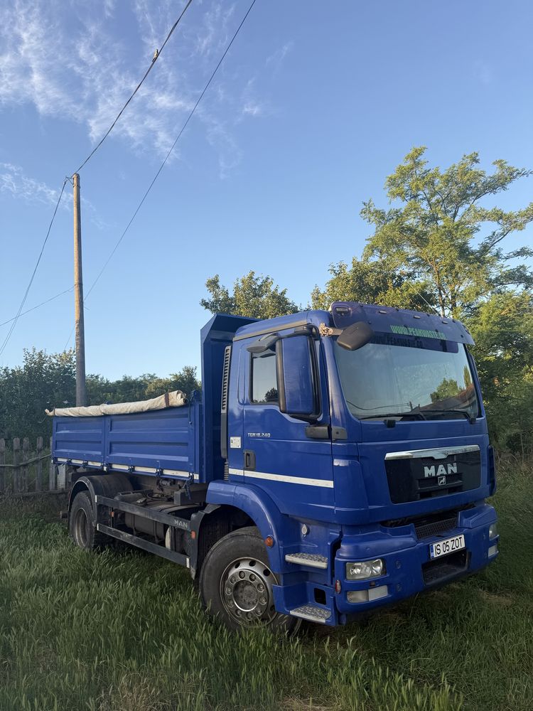 Camion Basculabil 20Tone de închiriat