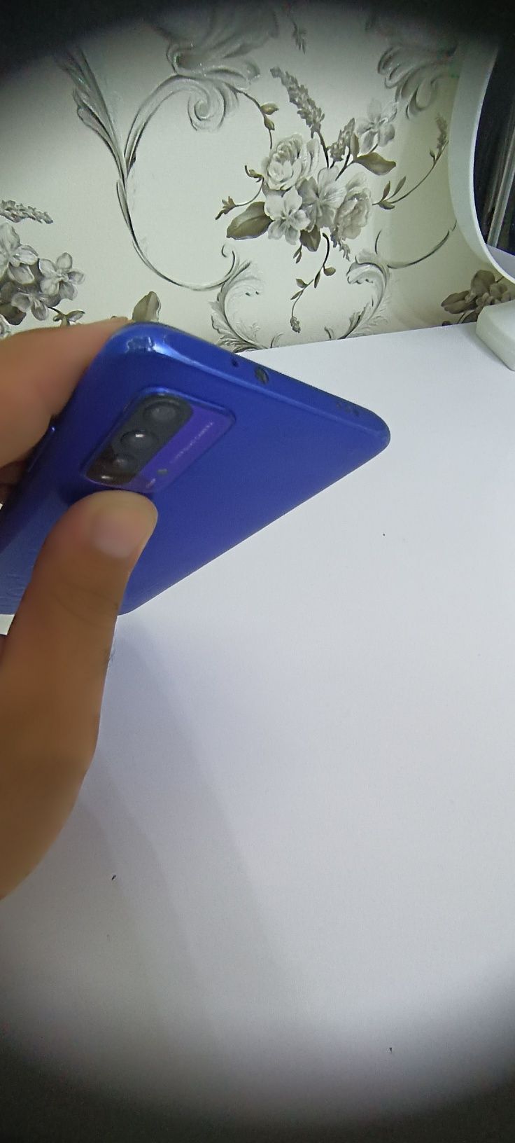 Redmi 9 T srochna sotiladi sastayaniyasi yaxshi