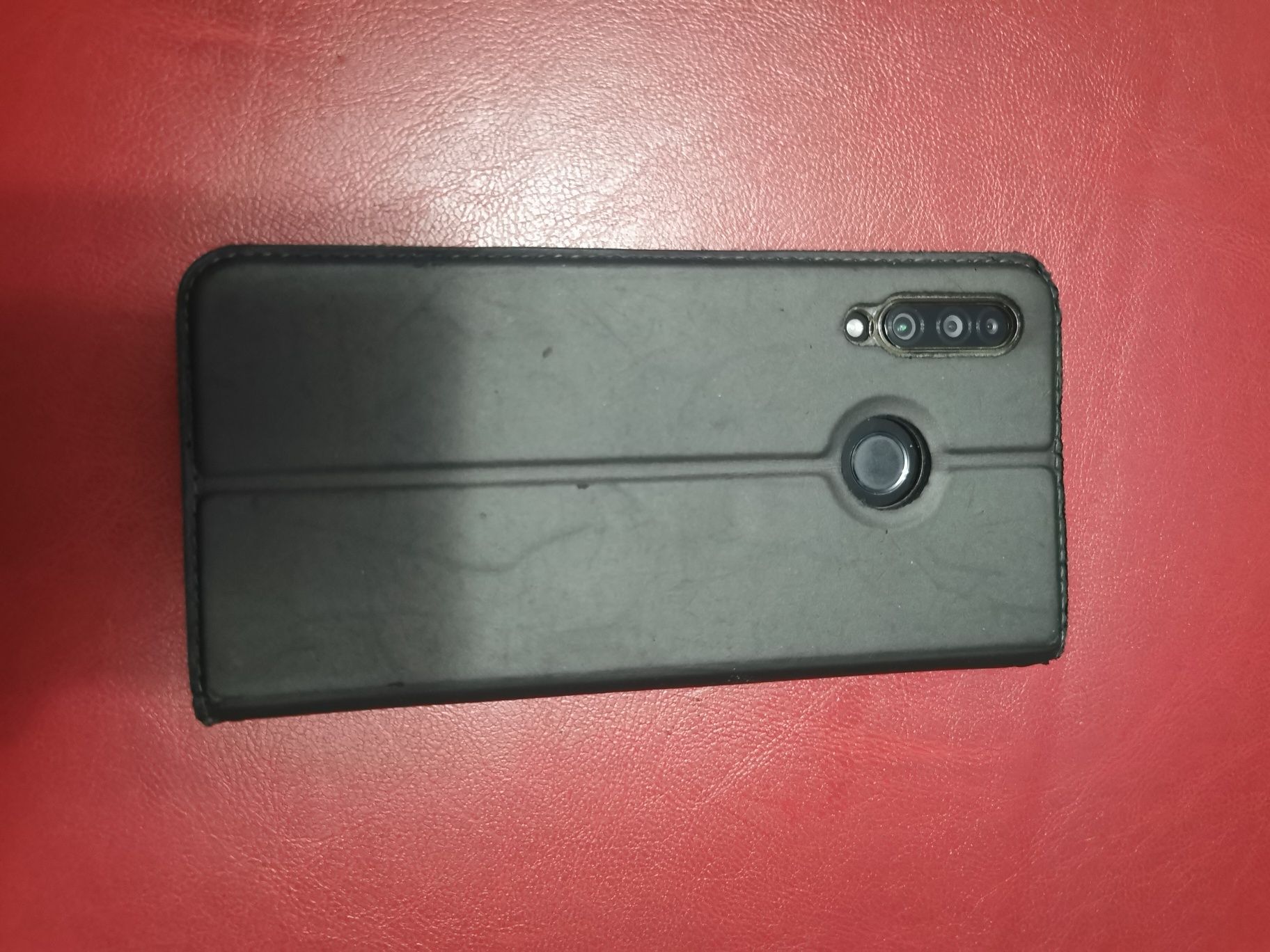 Vând huawei p30 lite black impecabil fără nici o problema