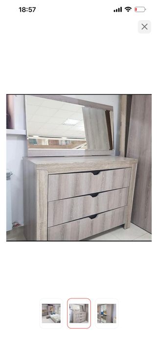 Комод+ 2 тумбочки+Зеркало