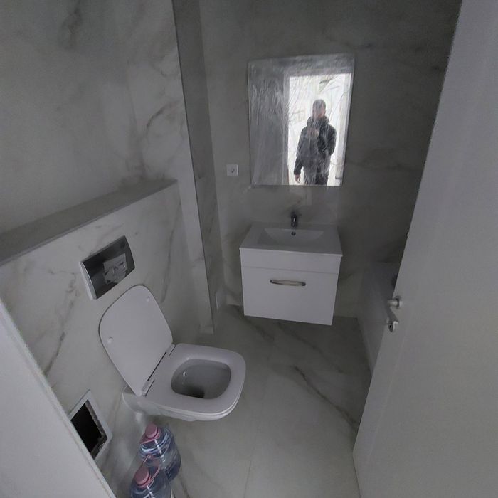 vând apartament 2 camere tip studio