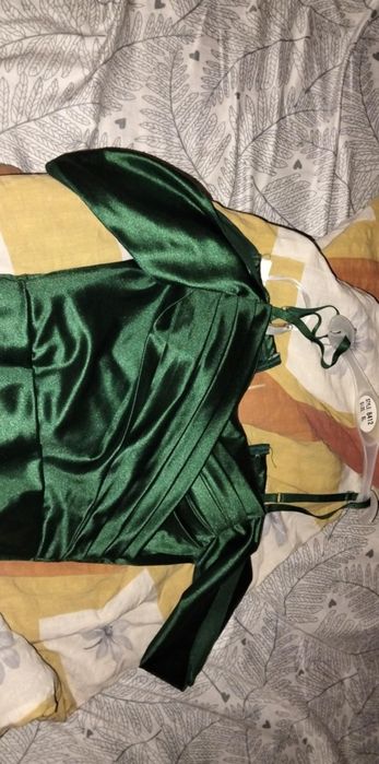 Rochie verde nouă
