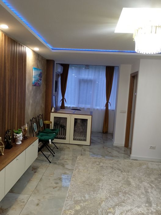 Garsonieră  Craiovei- stradal , complet utilată  și mobilată