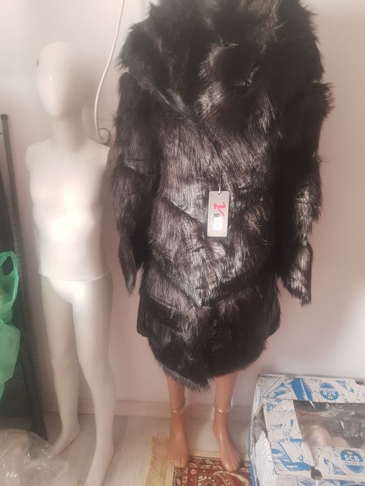 Haina de blană lunga