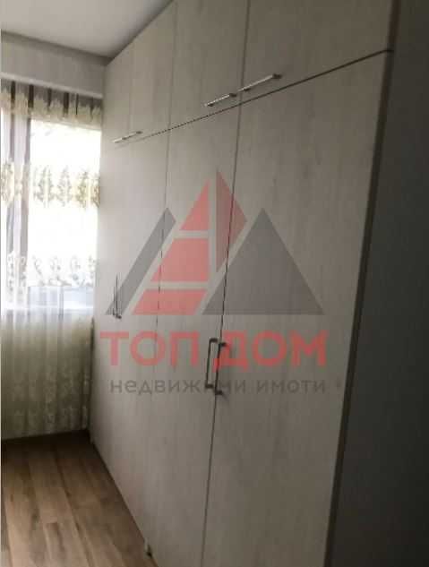 Тристаен ! Обзаведен ! Чайка ! Добро състояние ! Свободен !