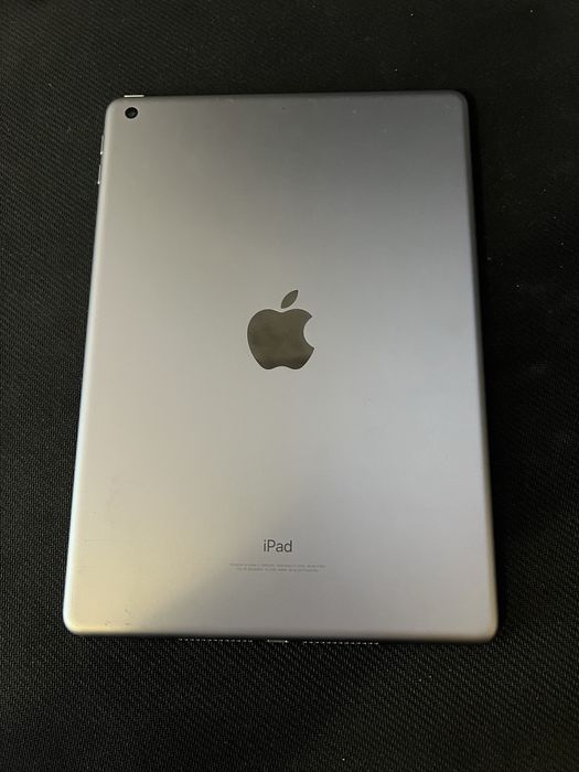 Vand ipad 2017 stare buna